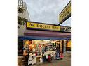 1822 Lonsdale Avenue, North Vancouver, BC 