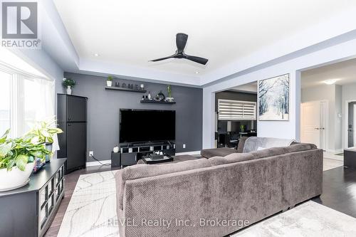 8 Elderberry Road, Thorold (Confederation Heights), ON - Indoor Photo Showing Other Room