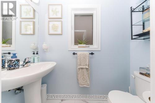 MAIN FLOOR 2PC BATHROOM - 8 Elderberry Road, Thorold (Confederation Heights), ON - Indoor Photo Showing Bathroom