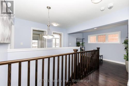 8 Elderberry Road, Thorold (Confederation Heights), ON - Indoor Photo Showing Other Room