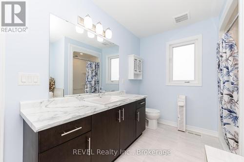 PRIMARY ENSUITE - 8 Elderberry Road, Thorold (Confederation Heights), ON - Indoor Photo Showing Bathroom