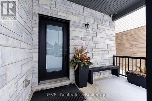 8 Elderberry Road, Thorold (Confederation Heights), ON - Outdoor With Exterior