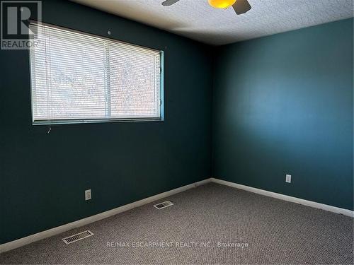 176 Laurier Avenue, Hamilton, ON - Indoor Photo Showing Other Room