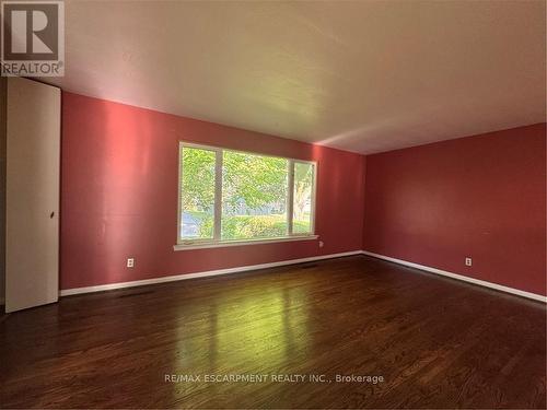 176 Laurier Avenue, Hamilton, ON - Indoor Photo Showing Other Room