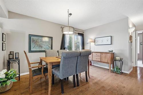 119 Ashford Drive, Winnipeg, MB - Indoor Photo Showing Dining Room