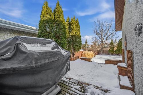 119 Ashford Drive, Winnipeg, MB - Outdoor