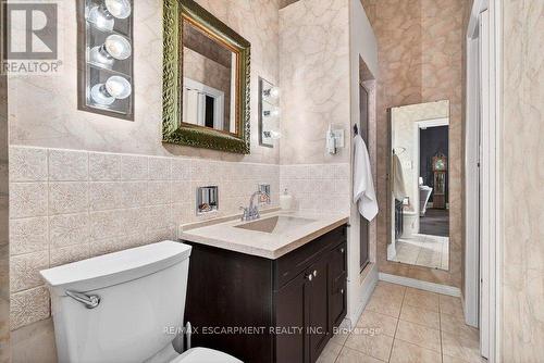 139 Queen Street S, Hamilton, ON - Indoor Photo Showing Bathroom