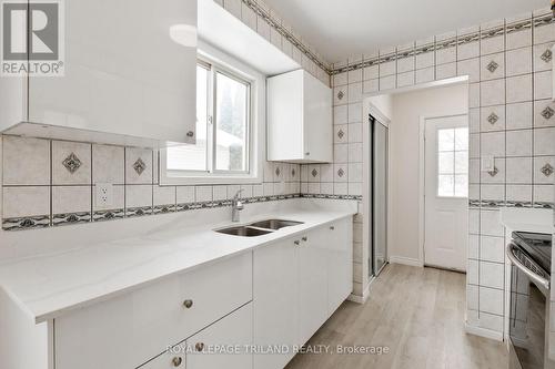 959 Prosperity Court, London East (East D), ON - Indoor Photo Showing Kitchen With Double Sink