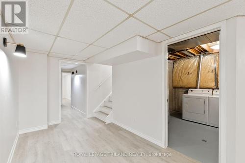 959 Prosperity Court, London East (East D), ON - Indoor Photo Showing Laundry Room