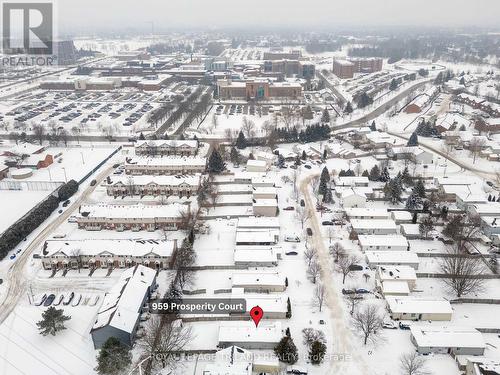 959 Prosperity Court, London East (East D), ON - Outdoor With View