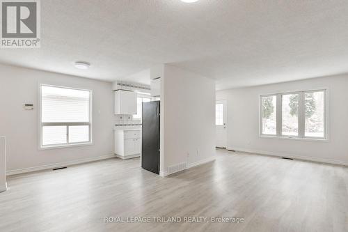 959 Prosperity Court, London East (East D), ON - Indoor