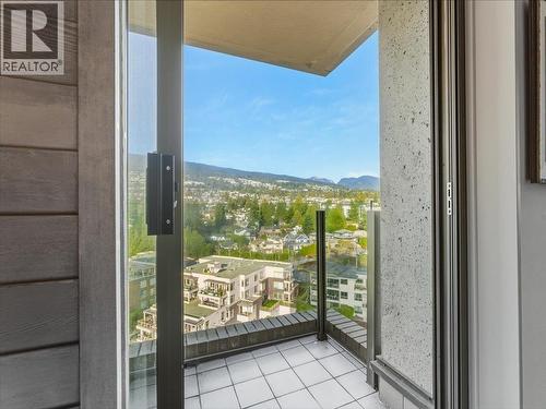 10 2250 Bellevue Avenue, West Vancouver, BC -  With Exterior