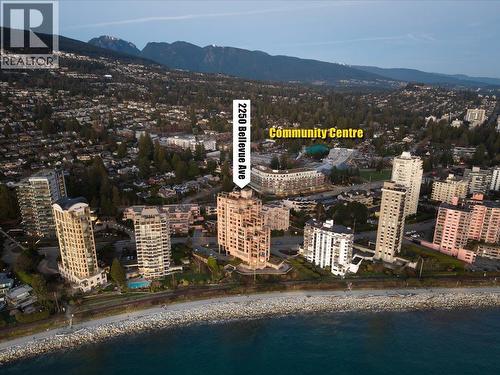10 2250 Bellevue Avenue, West Vancouver, BC - Outdoor With Body Of Water With View