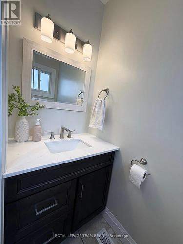 Renovated Power Room on main 2025 - 973 Eiffel Avenue, Ottawa, ON - Indoor Photo Showing Bathroom