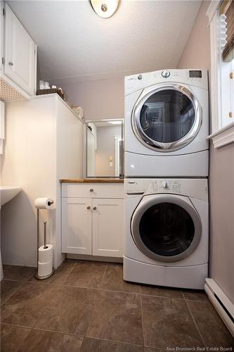 1 Birch Cres, Fredericton, NB 