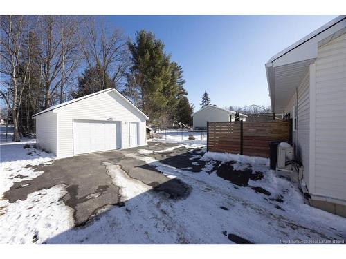 1 Birch Cres, Fredericton, NB 