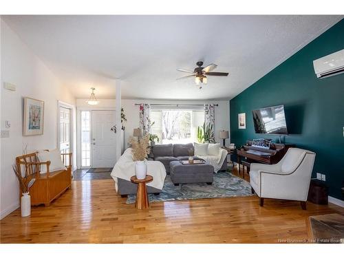 1 Birch Cres, Fredericton, NB 