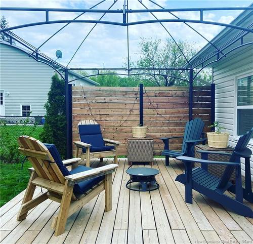 1 Birch Cres, Fredericton, NB 