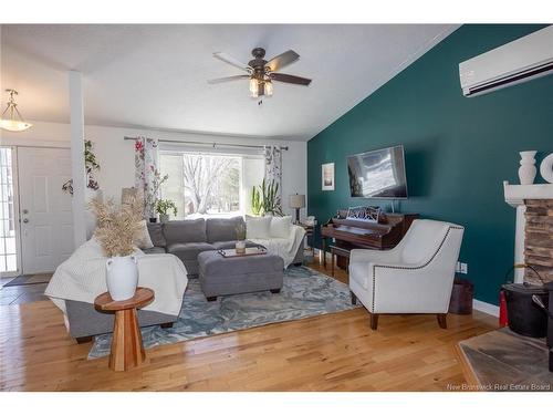 1 Birch Cres, Fredericton, NB 