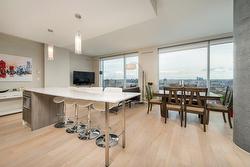 1112-1450 Boul. René-Lévesque O.  Montréal (Ville-Marie), QC H3G 0E1