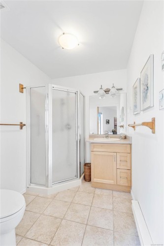 456 Scott Point Dr, Salt Spring, BC 