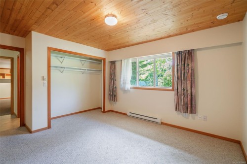 321 Mill Rd, Qualicum Beach, BC 