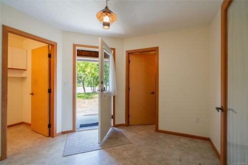 321 Mill Rd, Qualicum Beach, BC 