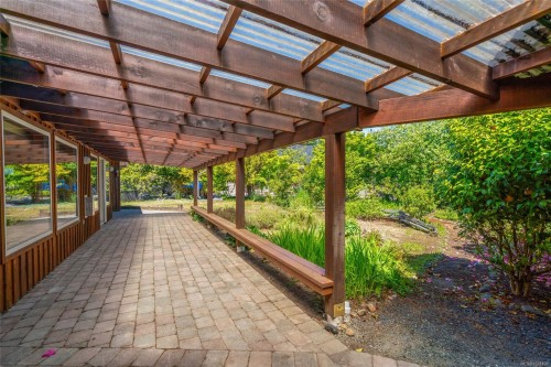 321 Mill Rd, Qualicum Beach, BC 