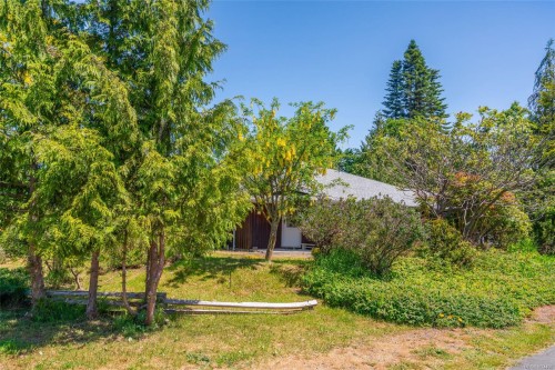 321 Mill Rd, Qualicum Beach, BC 