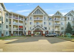 #403 15211 139 ST NW  Edmonton, AB T6V 0A1