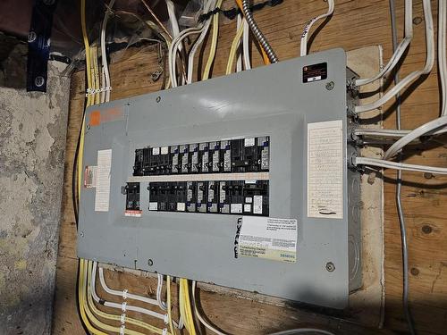 309 Marks Street S, Thunder Bay, ON - Indoor Photo Showing Basement