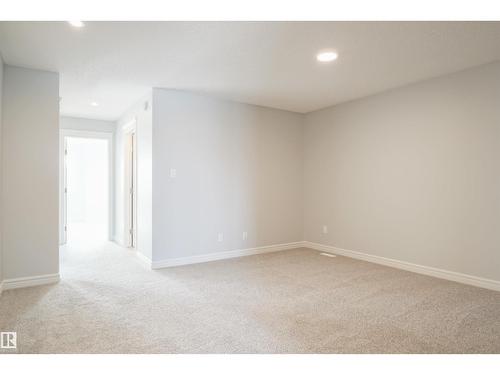727 166 Av Ne, Edmonton, AB - Indoor Photo Showing Other Room