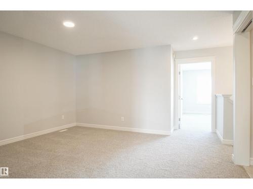 727 166 Av Ne, Edmonton, AB - Indoor Photo Showing Other Room