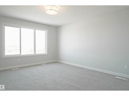 727 166 Av Ne, Edmonton, AB - Indoor Photo Showing Other Room