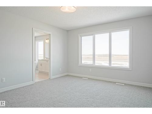 727 166 Av Ne, Edmonton, AB - Indoor Photo Showing Other Room