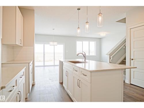 727 166 Av Ne, Edmonton, AB - Indoor Photo Showing Kitchen With Upgraded Kitchen