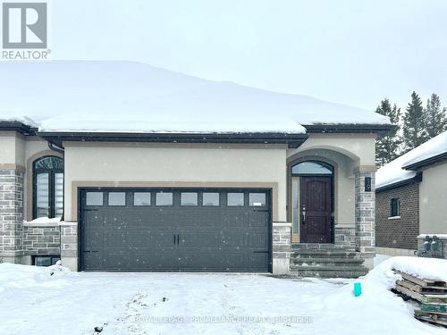 19 - 99 CLOVERLEAF DRIVE  Belleville (Thurlow Ward), ON K8N 4Z5