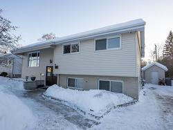 131 Blanchard Street  Thunder Bay, ON P7A 7J6