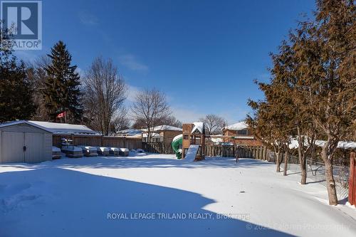 1058 Chippewa Drive, London East (East D), ON - Outdoor