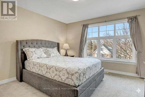 318 Iona Street, Ottawa, ON - Indoor Photo Showing Bedroom