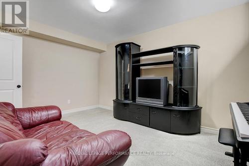 318 Iona Street, Ottawa, ON - Indoor