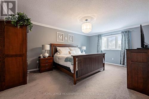 19 Grist Mill Drive, Halton Hills, ON - Indoor Photo Showing Bedroom