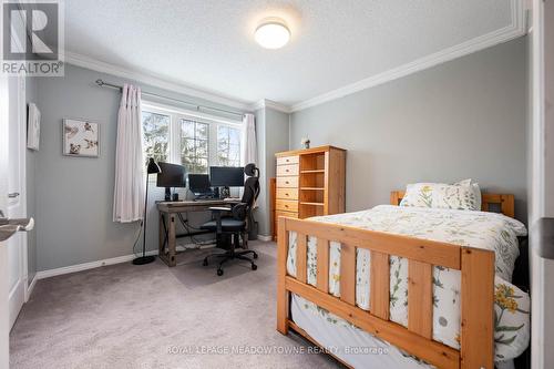 19 Grist Mill Drive, Halton Hills, ON - Indoor Photo Showing Bedroom