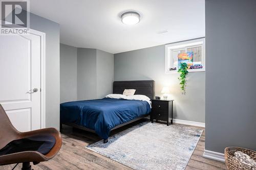 19 Grist Mill Drive, Halton Hills, ON - Indoor Photo Showing Bedroom