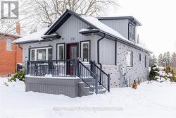 35 CHURCH STREET E  Norwich (Burgessville), ON N0J 1C0