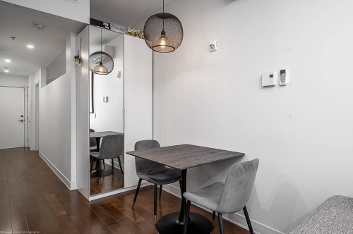 Coin-repas - 102-7170 Rue Clark, Montréal (Rosemont/La Petite-Patrie), QC - Indoor