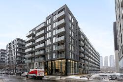 801-1485 Rue des Bassins  Montréal (Le Sud-Ouest), QC H3C 1B7
