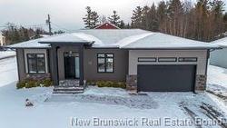 55 Larochelle ST  Dieppe, NB E1A 0E6