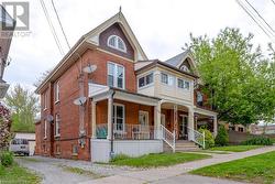 1 - 174 DARLING STREET  Brantford, ON N3S 3W6