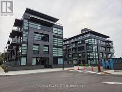 327 - 1612 CHARLES STREET  Whitby, ON L1N 0P3